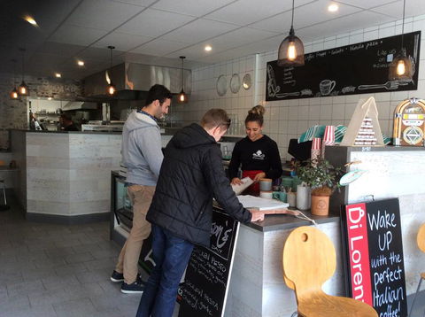 Reef To Reef - Perth Resorts 2