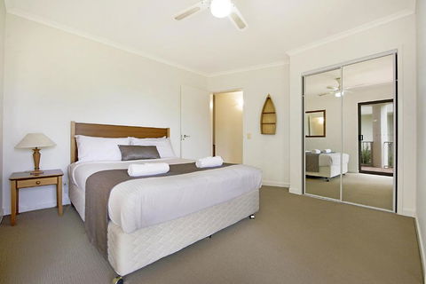 Whale Watch Ocean Beach Resort - Accommodation Perth 2