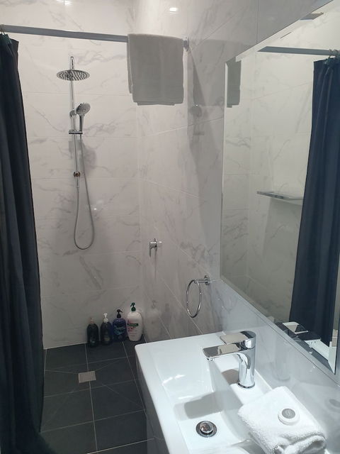 Hotel Blue - Perth Resorts 5