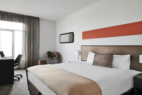 Melbourne Dandenong Central Apartment - Perth Resorts 6