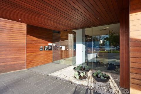 Melbourne Dandenong Central Apartment - Perth Resorts 0