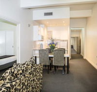 Collins Hotel - Accommodation Perth