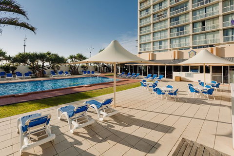 Chateau Beachside - Accommodation Perth 3