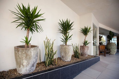 Chateau Beachside - Accommodation Perth 1
