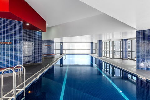 Meriton Suites Adelaide Street, Brisbane - Perth Resorts 1