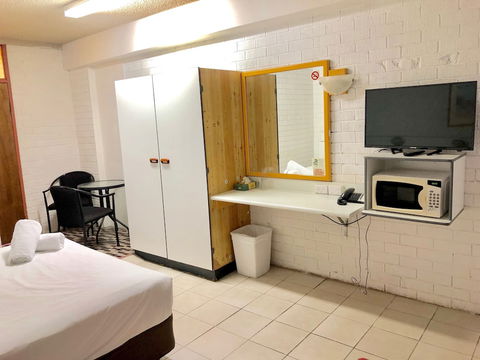 Marco Polo Motor Inn Sydney - Perth Resorts 6