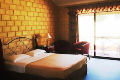 Karri Forest Motel - Accommodation Perth 0