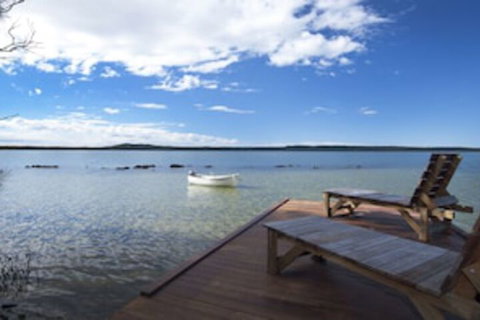 Eumarella Shores Noosa Lake Retreat - Accommodation Perth 0
