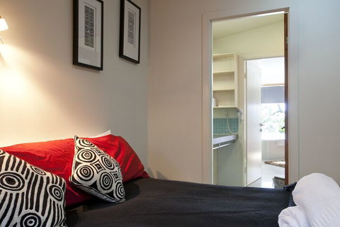 Eumarella Shores Noosa Lake Retreat - Accommodation Perth 7