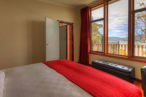 Driftwood Cottages - Perth Resorts 2