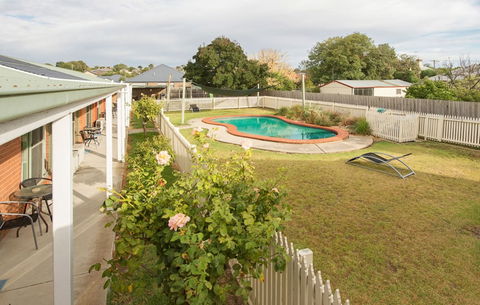 Rose Garden Motel - Accommodation Perth 2