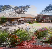 The Standpipe Golf Motor Inn - Accommodation Perth