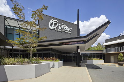 Quality Hotel Dickson - Perth Resorts 4