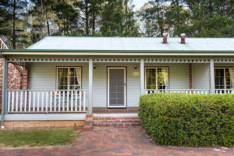 Federation Gardens & Possums Hideaway - Perth Resorts 5