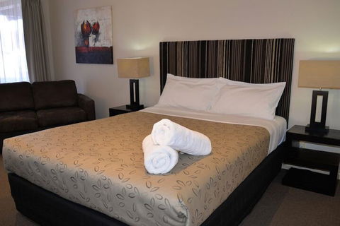 Alexandra Place - Accommodation Perth 6