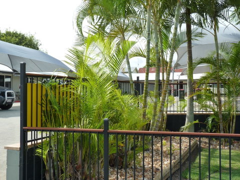 Caboolture Central Motor Inn, SureStay Collection By BW - Accommodation Perth 2
