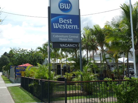 Caboolture Central Motor Inn, SureStay Collection By BW - Accommodation Perth 0