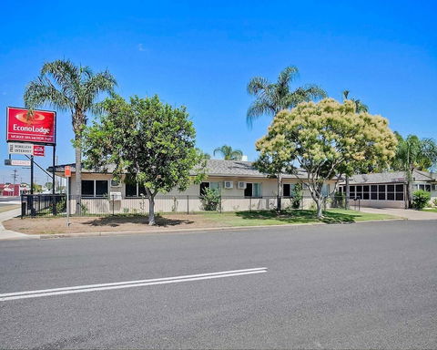 Econo Lodge Moree Spa Motor Inn - Accommodation Perth 2