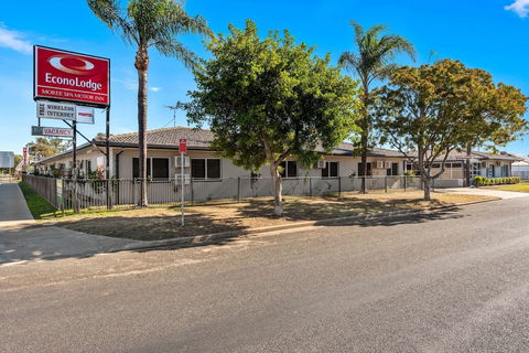 Econo Lodge Moree Spa Motor Inn - Accommodation Perth 0