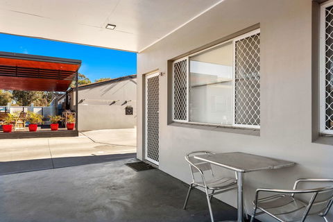 Econo Lodge Moree Spa Motor Inn - Accommodation Perth 1