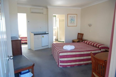 Elite Motor Inn - Accommodation Perth 3