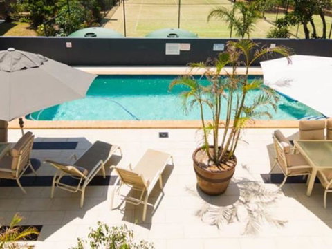 Durham Court Holiday Apartments - Accommodation Perth 2