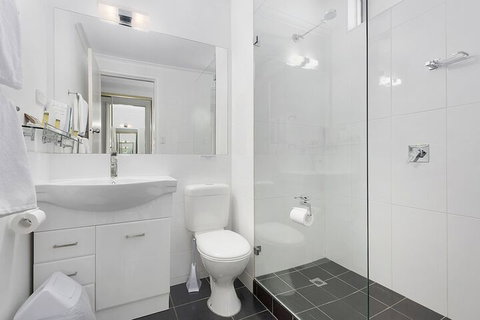 Beachfront Voyager Motor Inn - Accommodation Perth 4