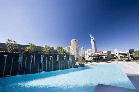Mantra Circle On Cavill - Accommodation Perth 3