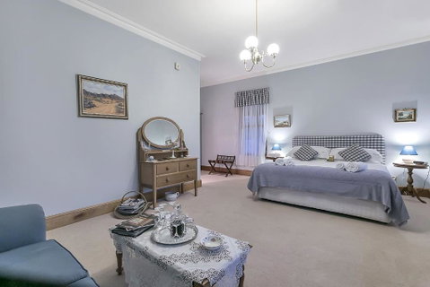 Abbotsford Country House - Accommodation Perth 6