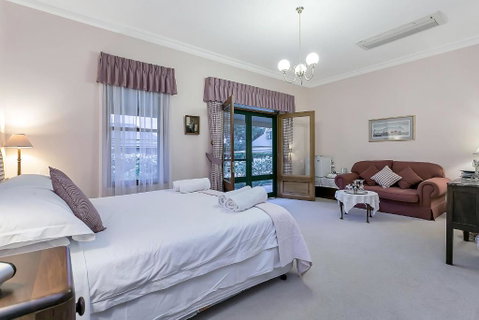 Abbotsford Country House - Accommodation Perth 5