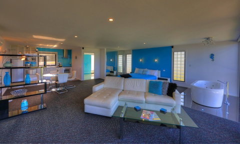 Horizon Deluxe Apartments - Accommodation Perth 6