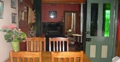 McIntosh Cottages - Accommodation Perth 0