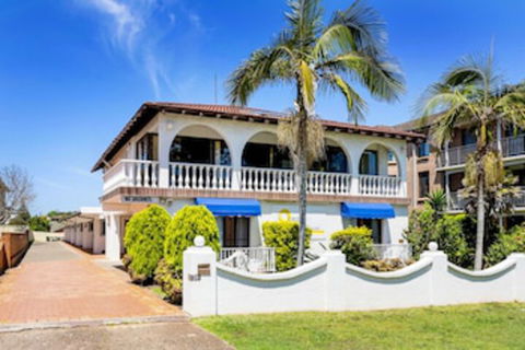 Ocean Breeze Motel - Accommodation Perth 0