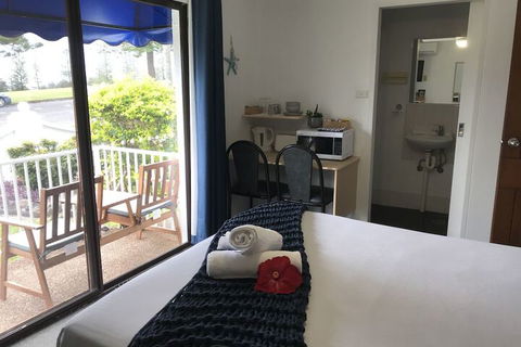 Ocean Breeze Motel - Accommodation Perth 5