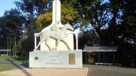 Pioneer Motel - Accommodation Perth 3