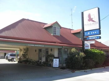 Pioneer Motel - Accommodation Perth 2