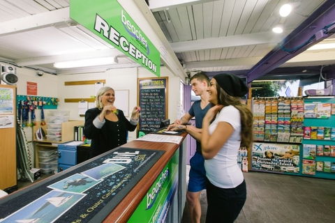 Beaches Backpackers Airlie Beach - Hostel - Accommodation Perth 0