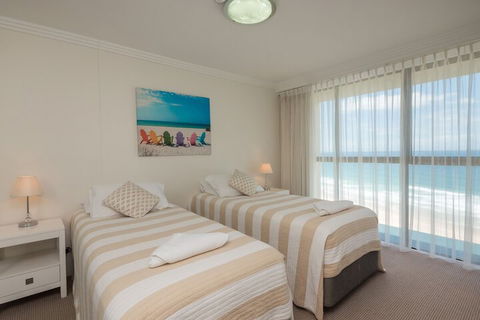 Norfolk Luxury Beachfront Apartments - Accommodation Perth 4