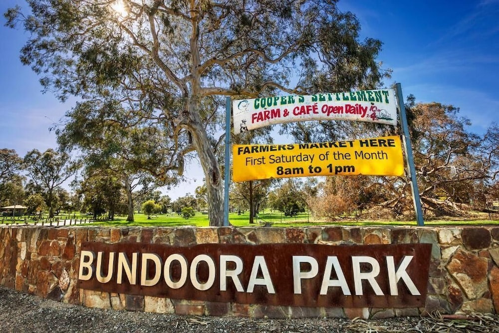 Bundoora VIC Accommodation Perth