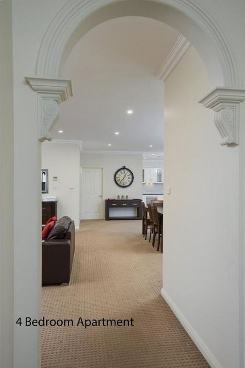 Charles Sturt Suites & Apartments - Perth Resorts 2