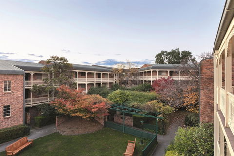 Adina Serviced Apartments Canberra Kingston - Accommodation Perth 4