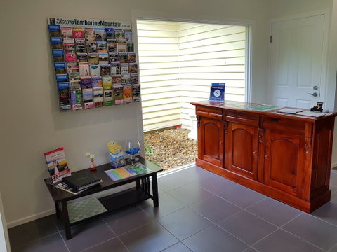 Camelot Boutique Accommodations - Accommodation Perth 3