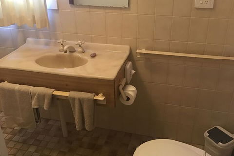 Sturt Motel - Accommodation Perth 7