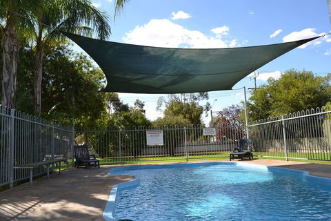 Sturt Motel - Accommodation Perth 2