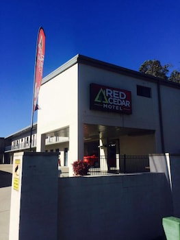 Red Cedar Motel - Accommodation Perth 0