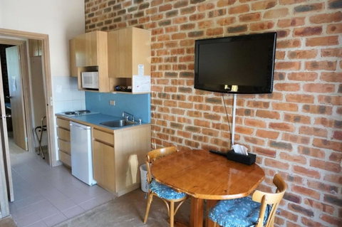 Mahogany Park - Perth Resorts 6