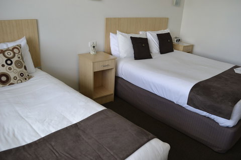 Comfort Inn Capital Horsham - Perth Resorts 6