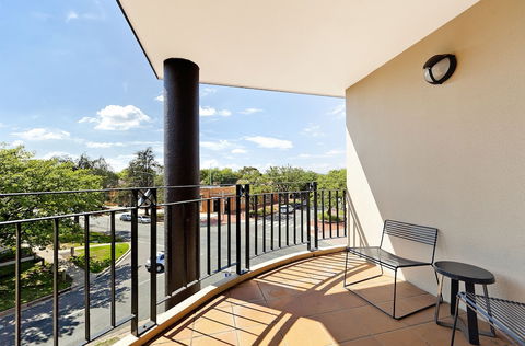 Astra Apartments - The Griffin - Accommodation Perth 6