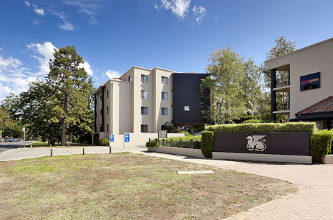 Astra Apartments - The Griffin - Accommodation Perth 2