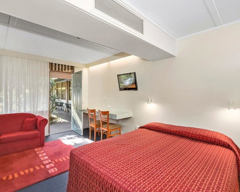 Comfort Inn Cedar Lodge - Perth Resorts 6